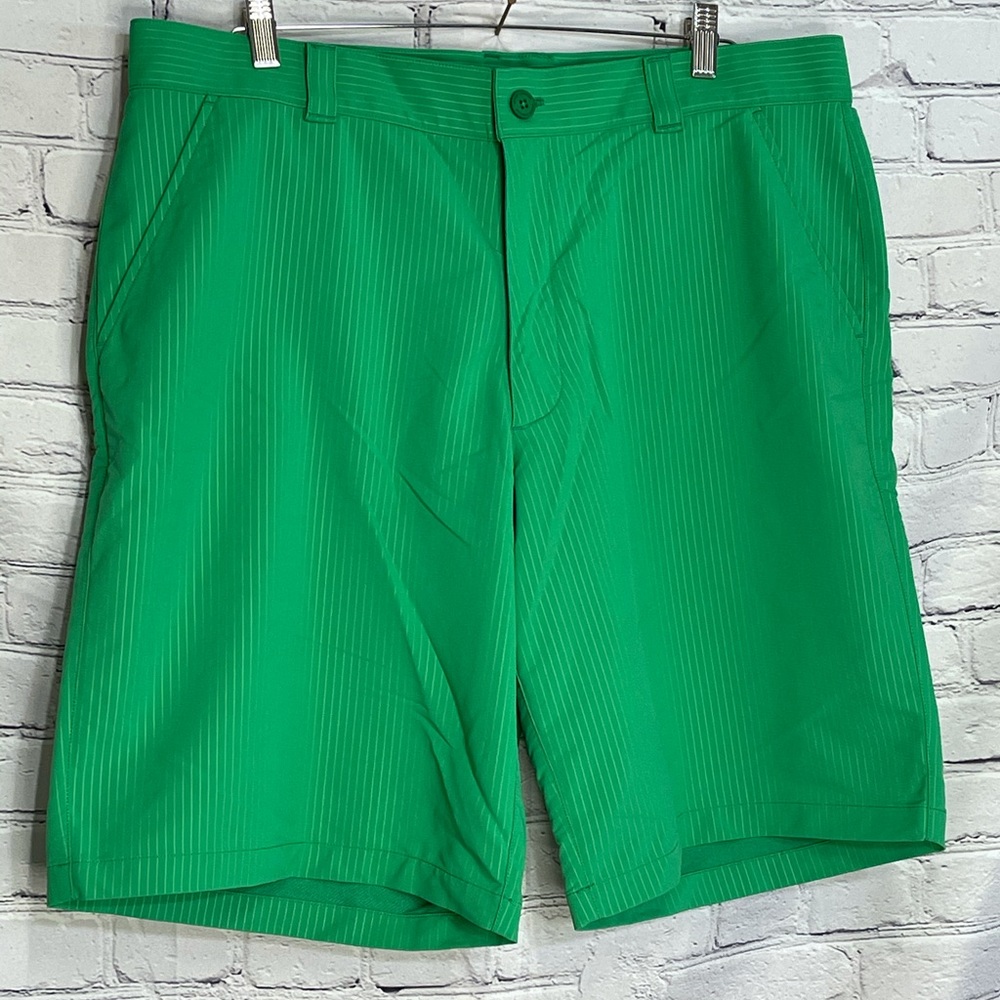 Under Armour Golf Shorts. Heat Gear.